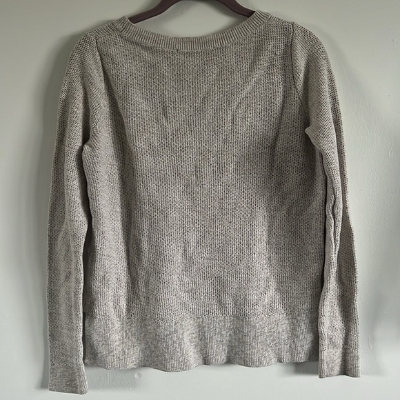 100% cotton knit sweater in a cream / soft white from Loft - Picture 5 of 6